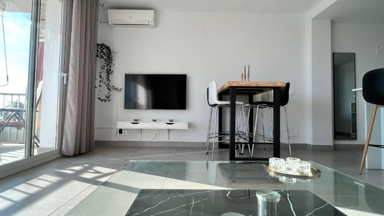 Apartmán 1º Linea De Playa En Pleno Centro De Fuengirola Exteriér fotografie